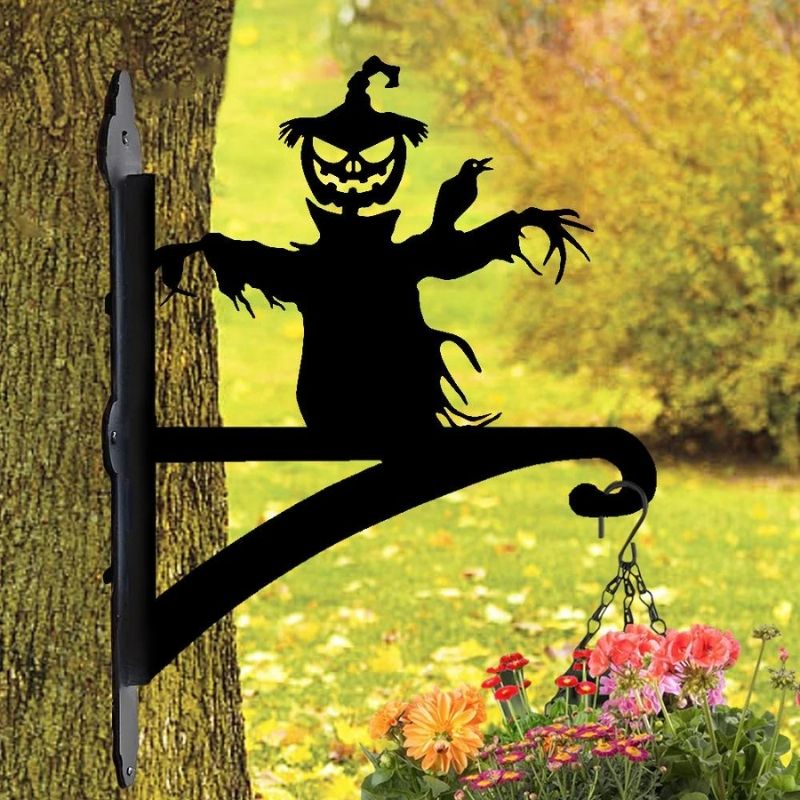 Scarecrow Metal Hanging Bracket Plant Stand PS164