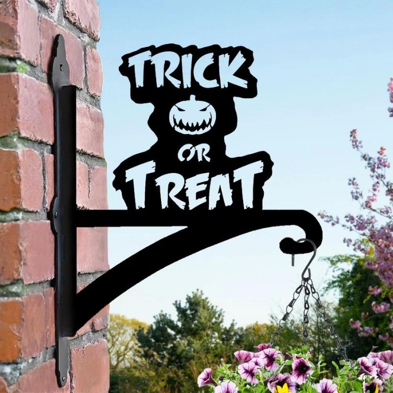 Trick or Treat Metal Hanging Bracket Plant Stand PS165